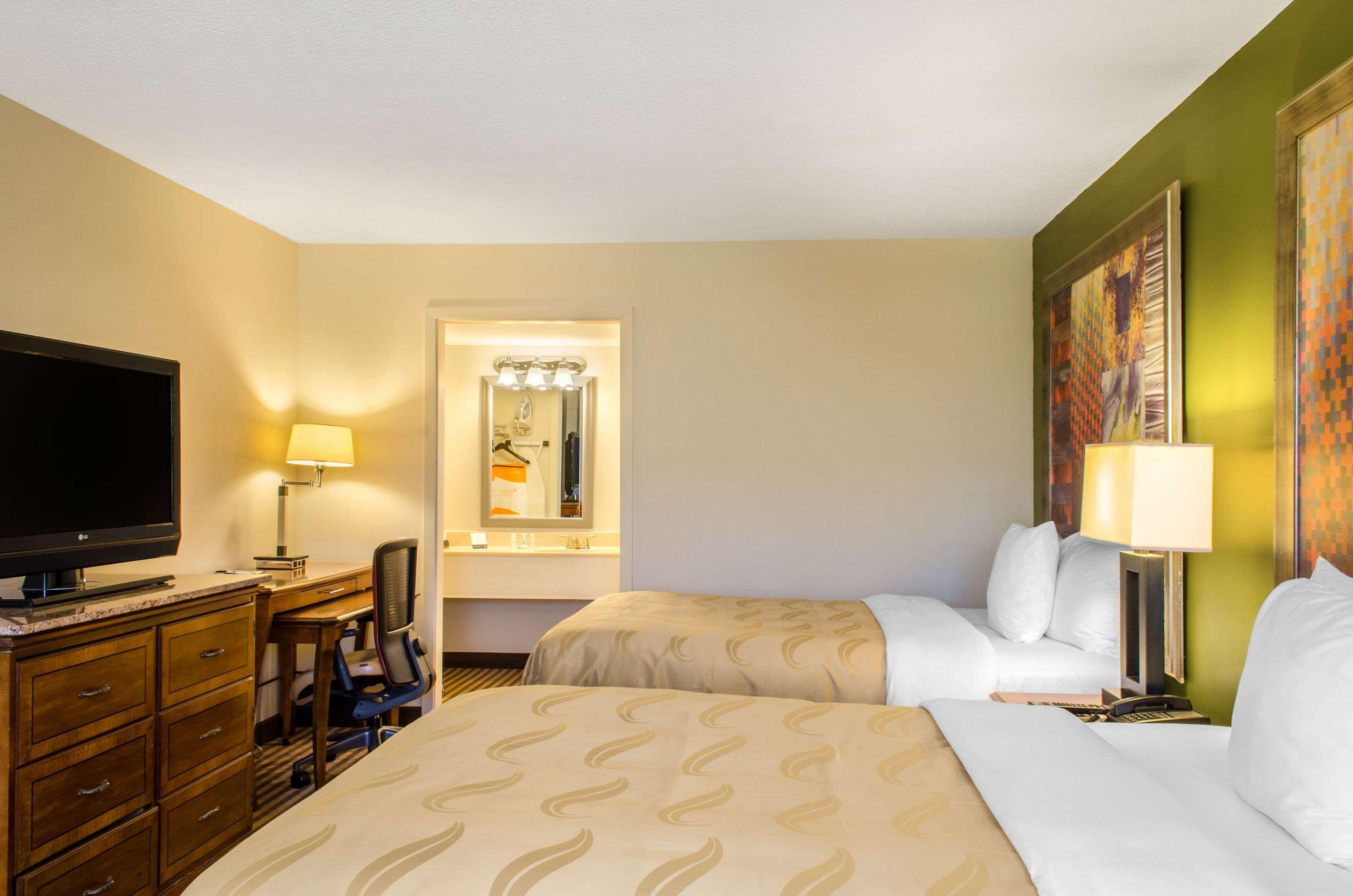 Quality Inn & Suites Laurel Esterno foto
