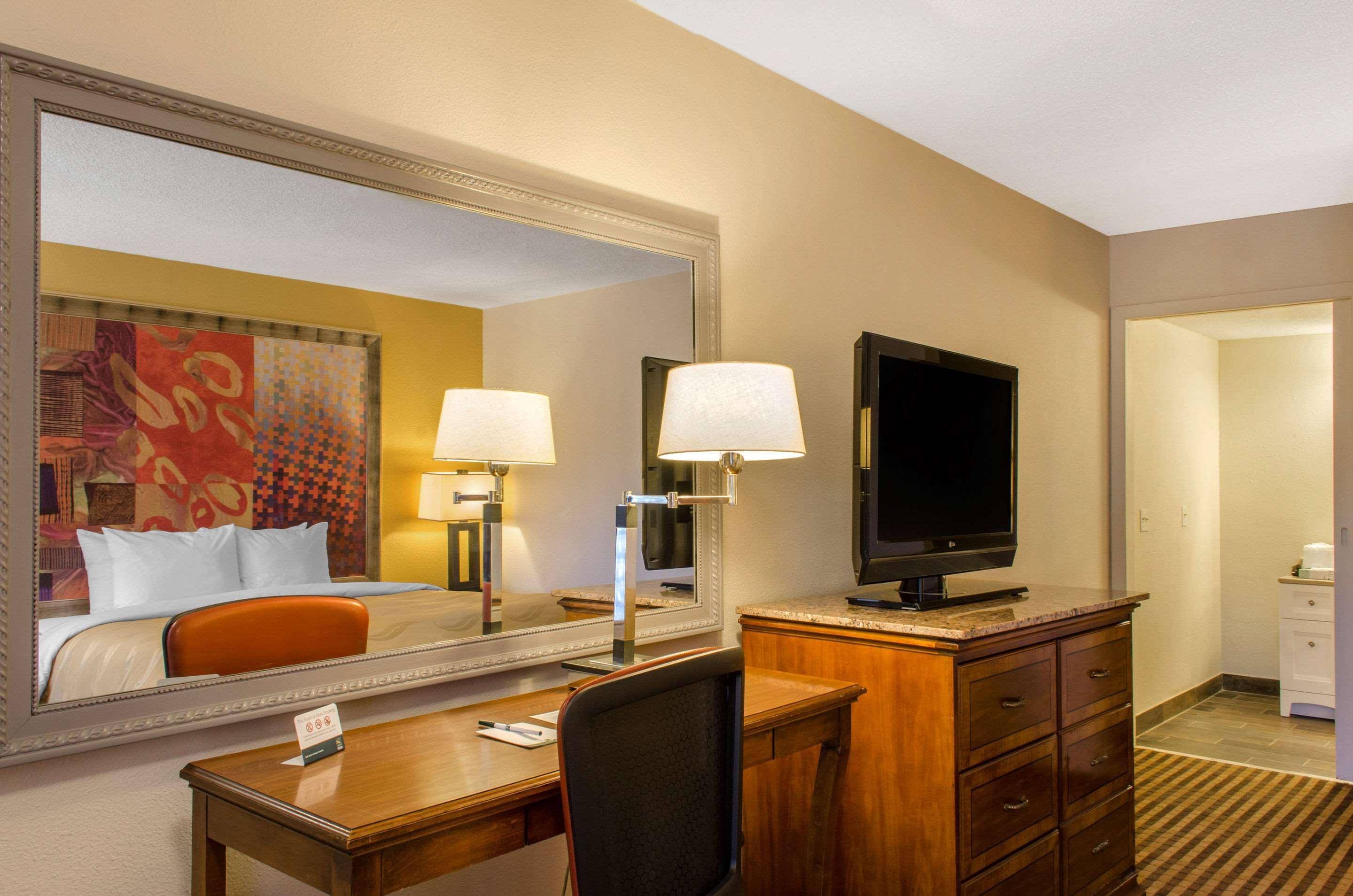 Quality Inn & Suites Laurel Esterno foto