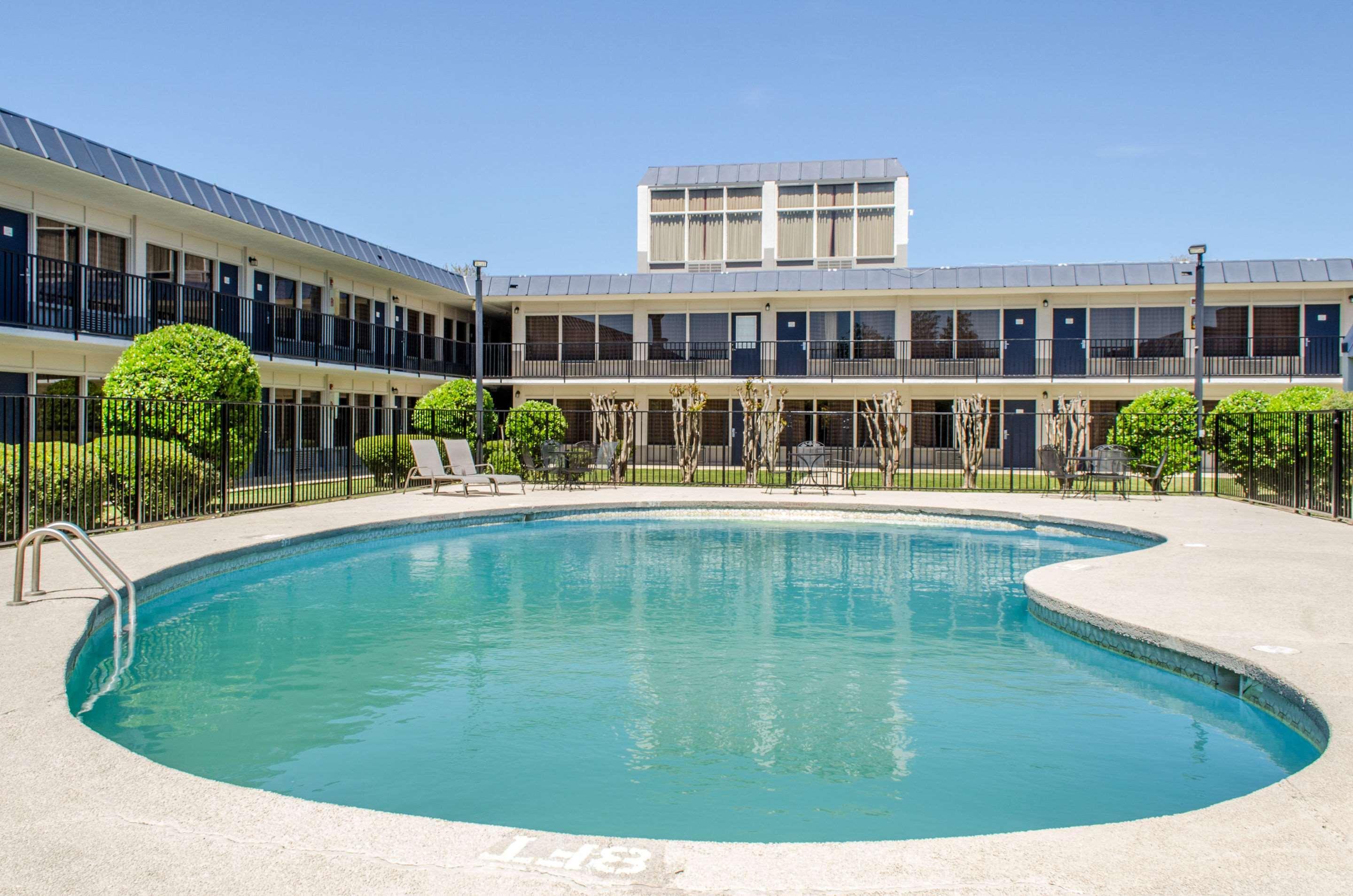 Quality Inn & Suites Laurel Esterno foto